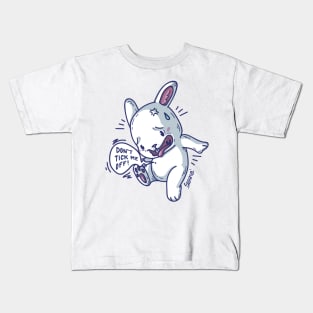 Rabbit scared of tick who says don't tick me off! Kids T-Shirt
